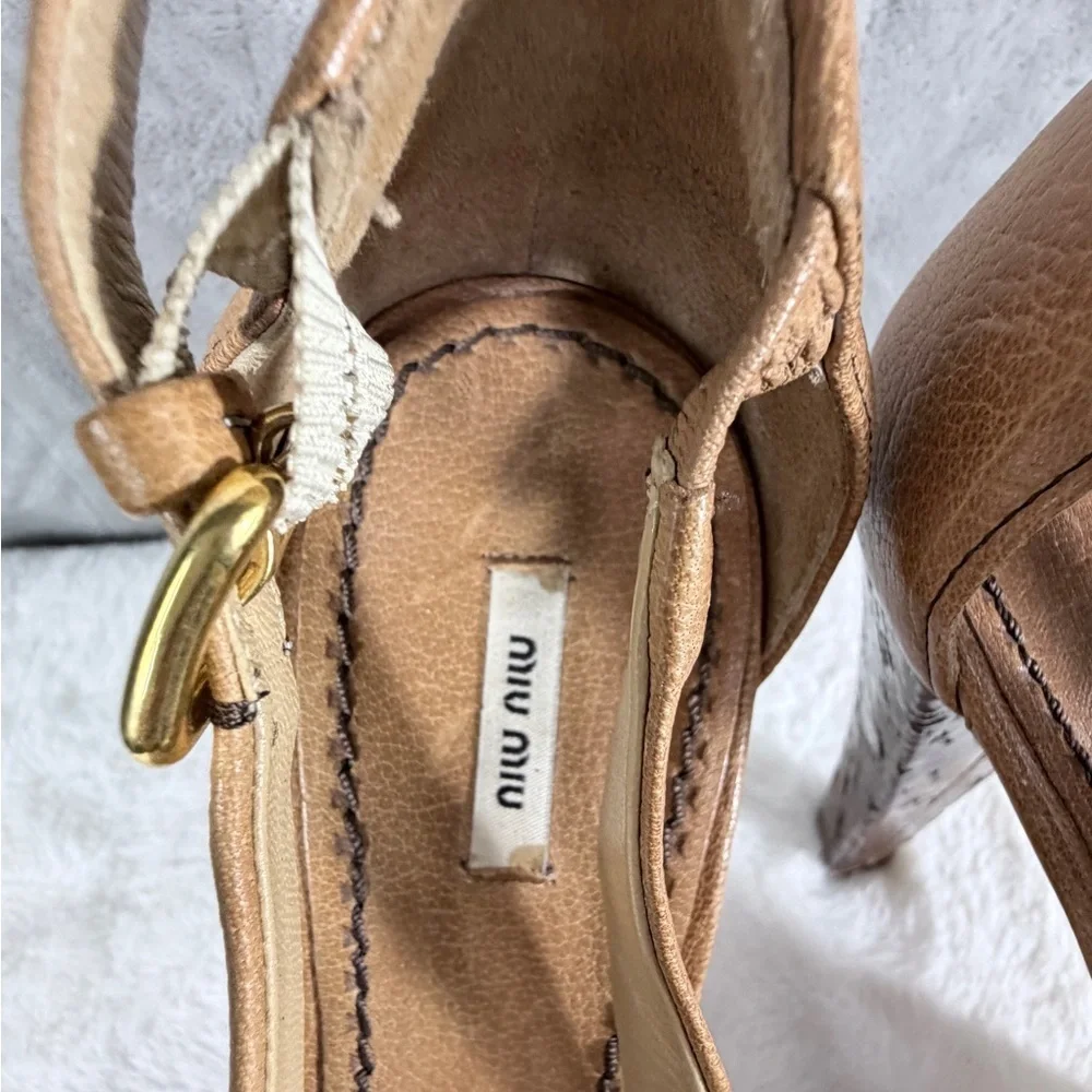 Miu Miu Tan Leather Strappy Cork Platform Heels Size 38 Made in Italy size 7.5